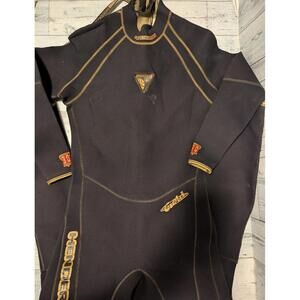 Henderson Aquatics Neoprene Full Wet Suit Women’s size L Large 3/0mm Made In USA